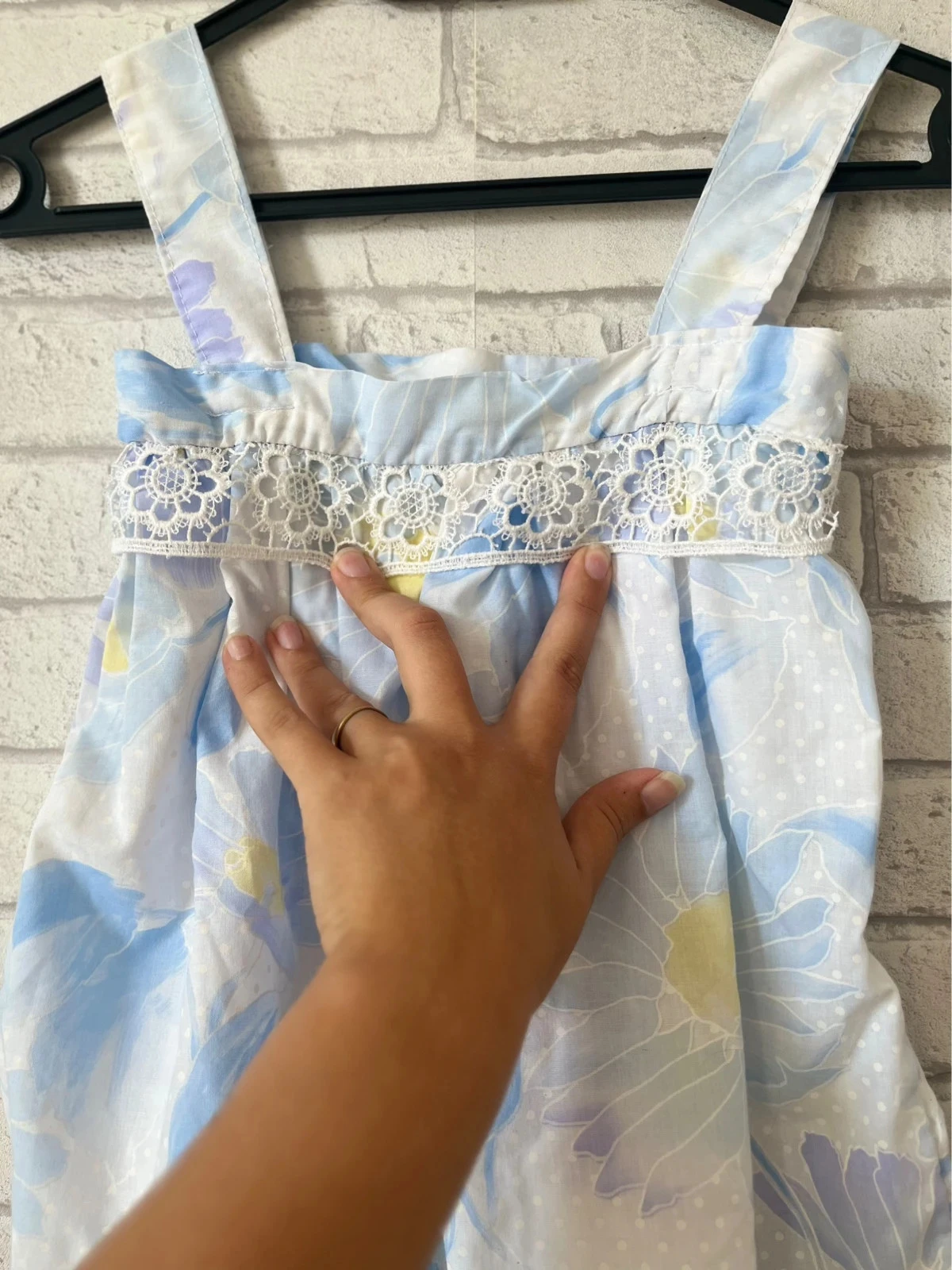 Robe légère à fleurs bleu pastel – Taille 18/24 mois – Bon état – photo 3